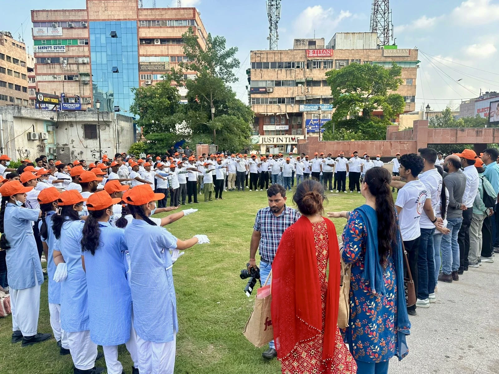 Image gallery marquee